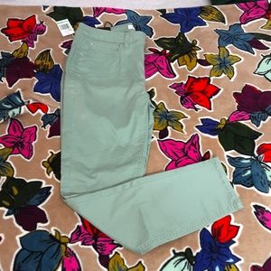 [NWT] Kensie Effortless Mid-Rise Ankle Pants in Moonlight Jade
